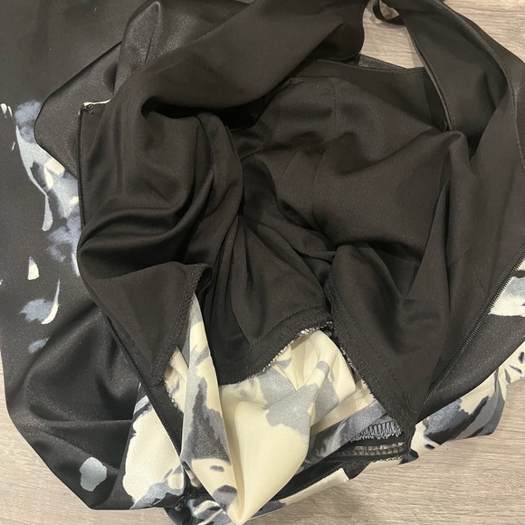 London Times One Shoulder Dress - Picture 7 of 10